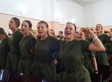 Курсанты первой смены «Время юных героев» в Кузбассе получили выпускные сертификаты