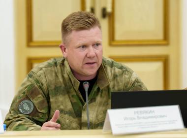 Губернатор Тюменской области вручил награды победителям регионального этапа игры «Зарница 2.0»