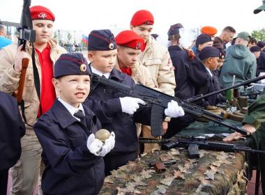 Кузбасские кадеты приняли клятву Родине и прошли мастер-классы Центра «ВОИН»