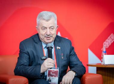 Виктор Водолацкий поделился успешными практиками Центра «ВОИН» с участниками Всероссийского  патриотического форума