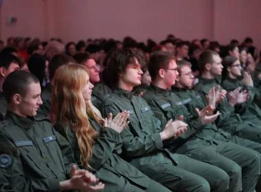 Возложения цветов, встречи с ветеранами, творческие вечера: В Центре «ВОИН» почтили память воинов-интернационалистов