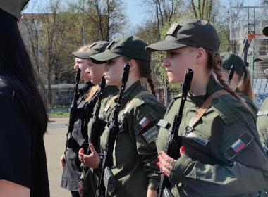 Честь и гордость: курсанты Центра «ВОИН» готовятся к параду Победы в Пскове